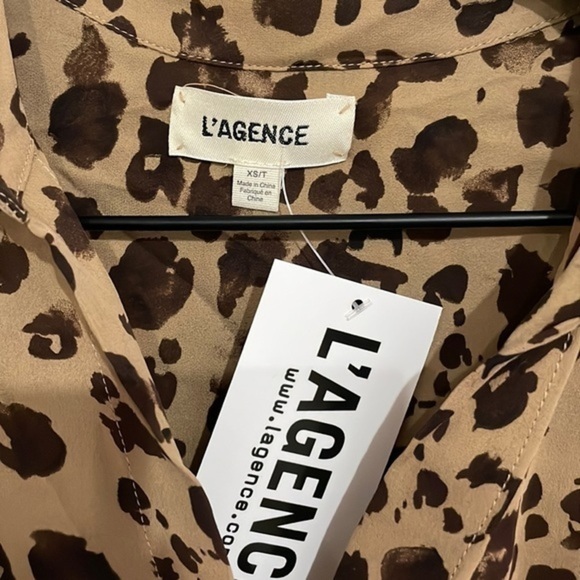 NWT L'Agence Womens Nina Brown Silk Animal Print Top Blouse Shirt, 100% silk - Picture 5 of 7